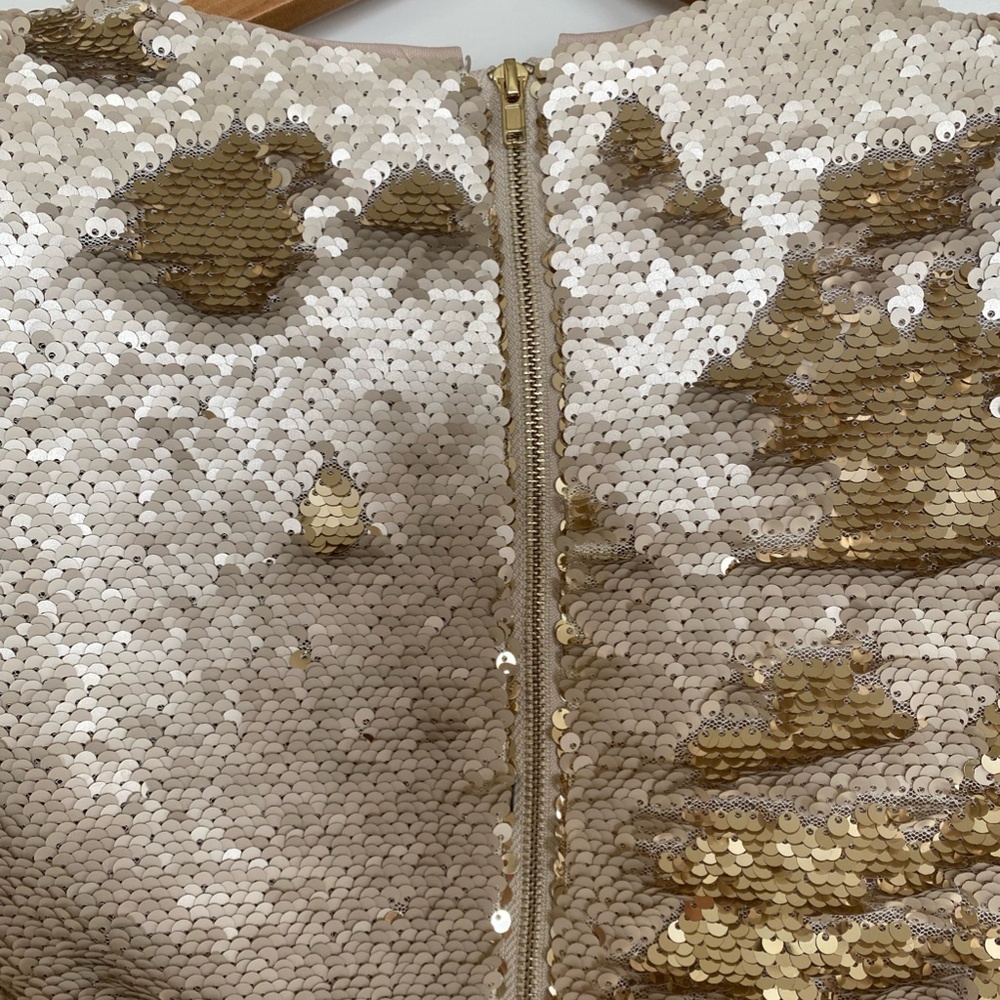 ASTR the label - gold sequin dress - Picture 5 of 5